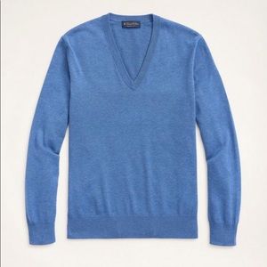 Brooks Brothers light weight sweater